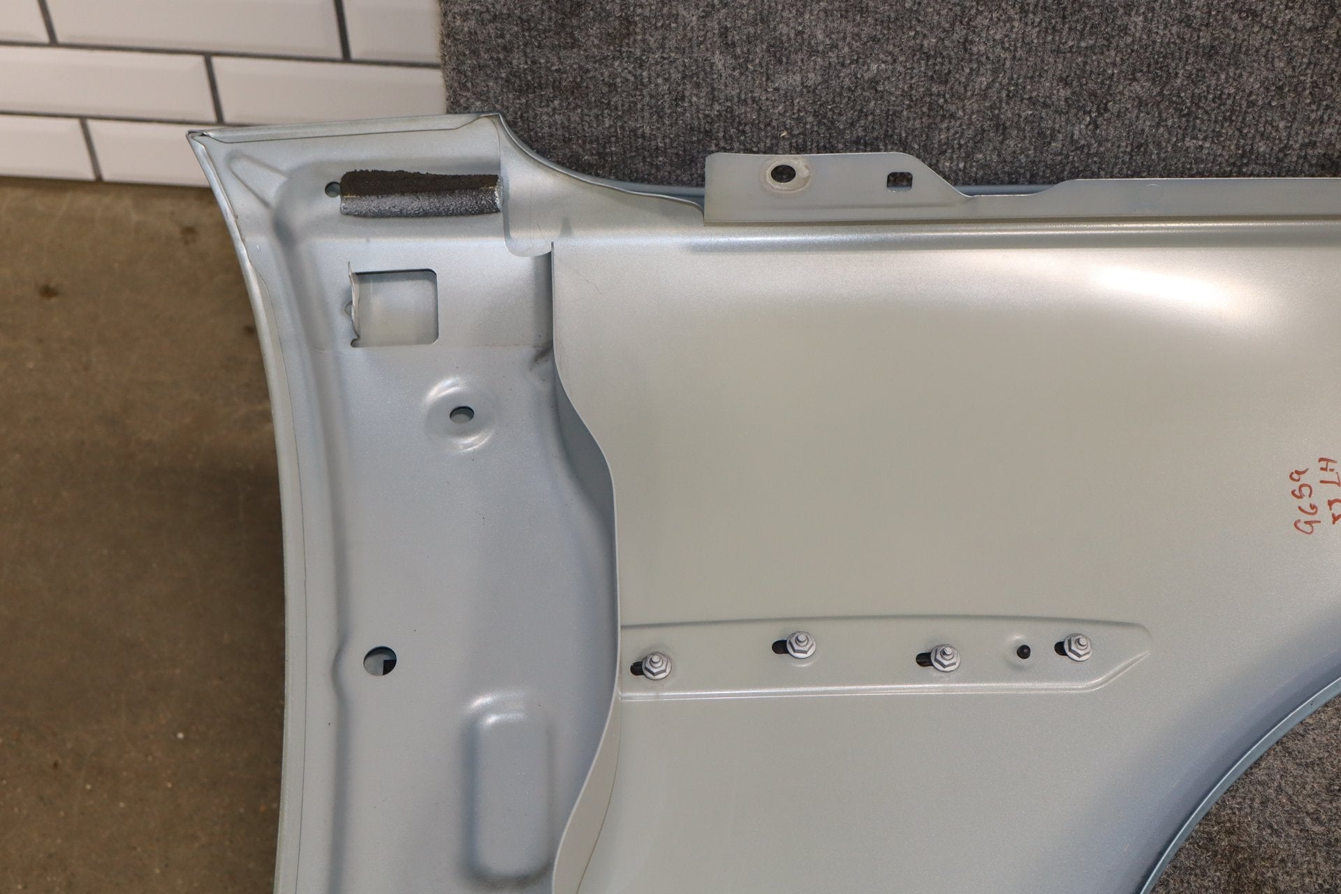 2010-2013 Jaguar XJ L Portfolio Left Fender Rhodium Silver RDSL