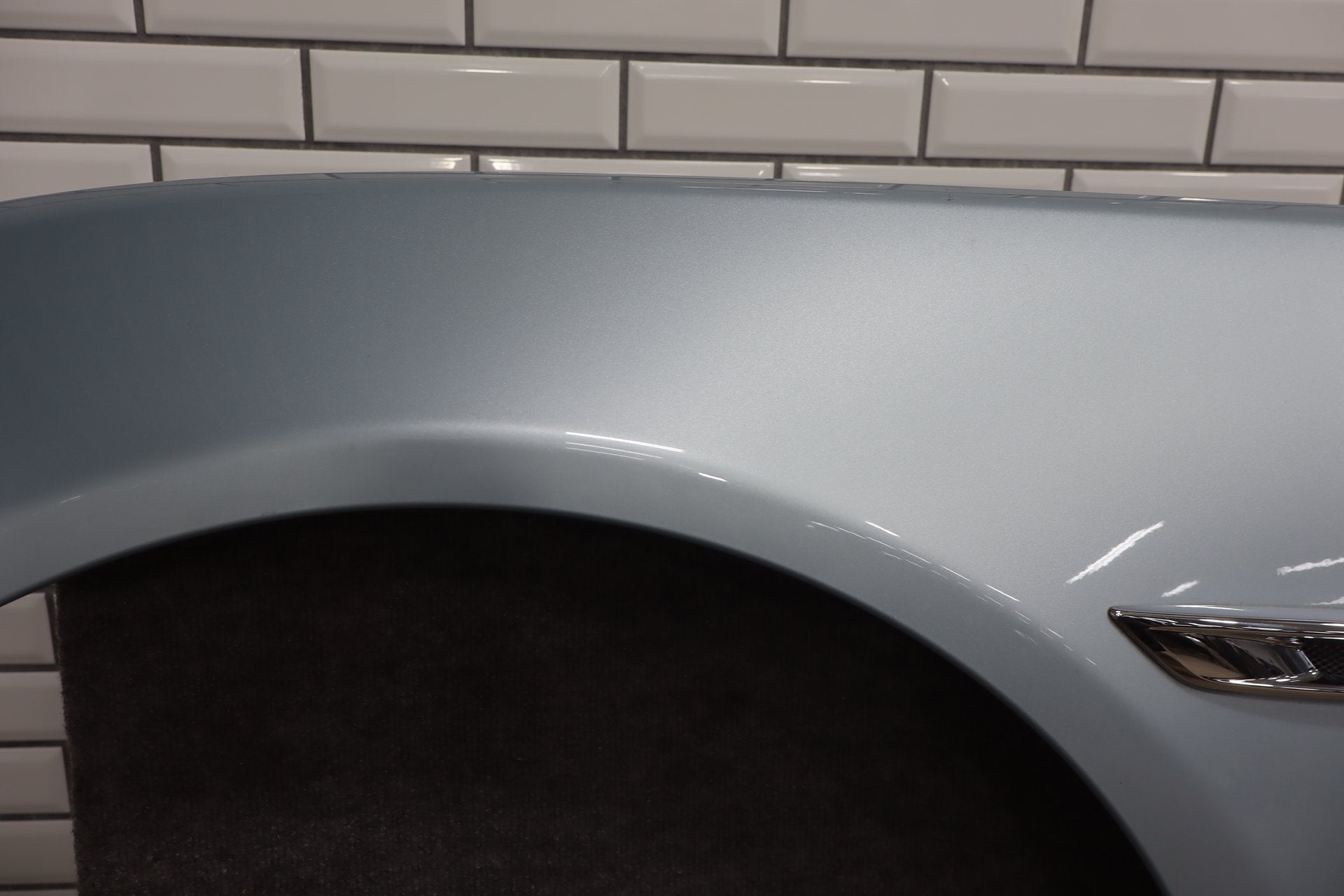 2010-2013 Jaguar XJ L Portfolio Left Fender Rhodium Silver RDSL