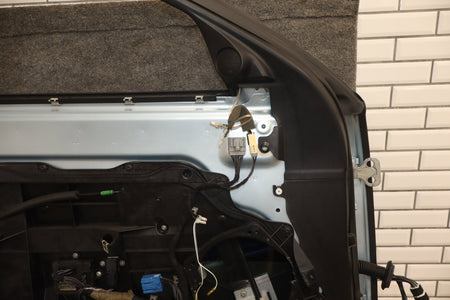 2010-2013 Jaguar XJ L Portfolio Left Front Door Rhodium Silver RDSL
