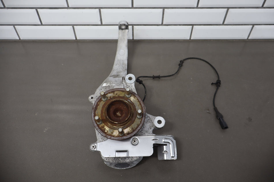 2010-2013 Jaguar XJ L Portfolio Left Front Spindle