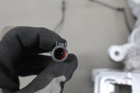 2010-2013 Jaguar XJ L Portfolio Right Front Spindle