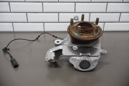 2010-2013 Jaguar XJ L Portfolio Right Front Spindle