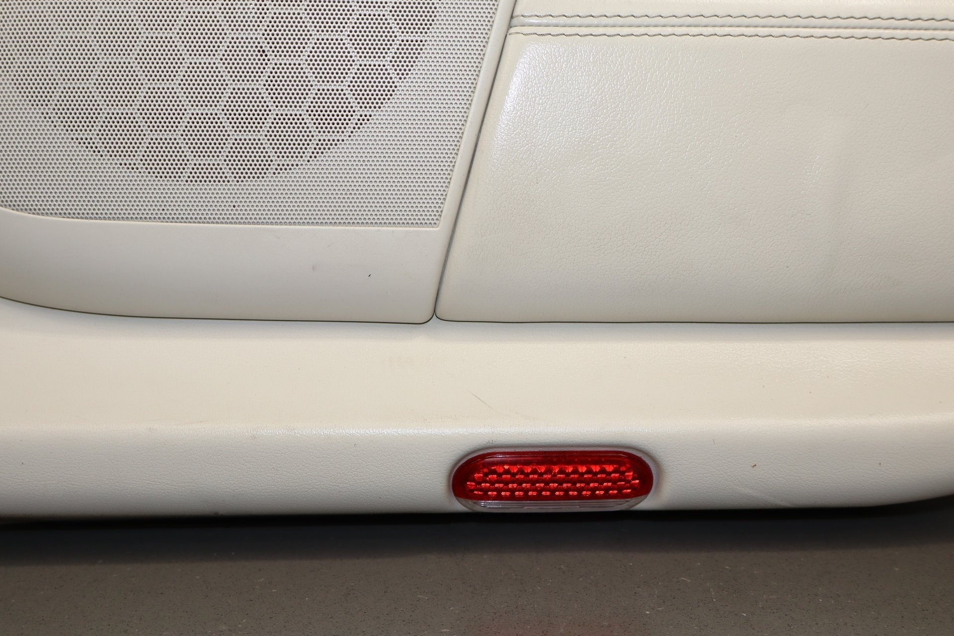 2010-2013 Jaguar XJ L Portfolio Right Rear Door Panel Ivory IVNA