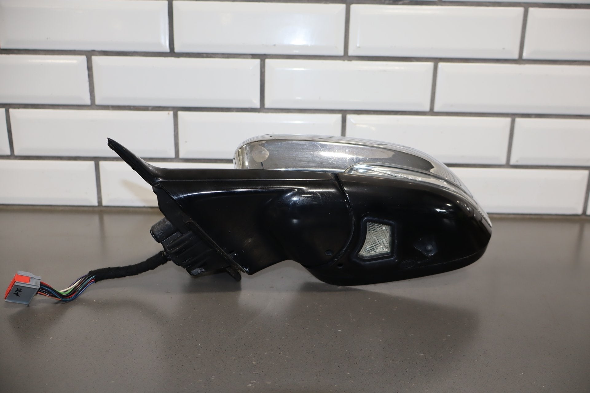 2010-2013 Jaguar XJ Left Door Mirror Rhodium Silver RDSL