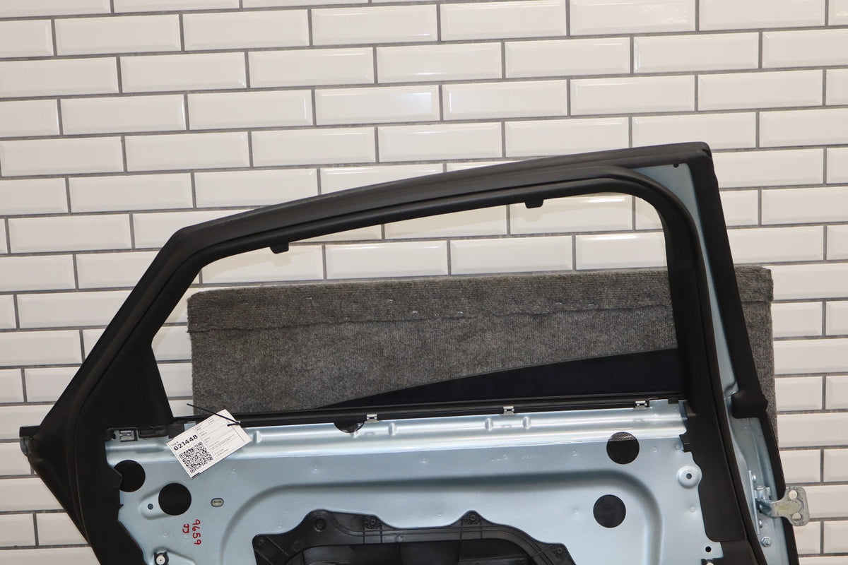 2010-2013 Jaguar XJ Left Rear Door Rhodium Silver ( RDSL )