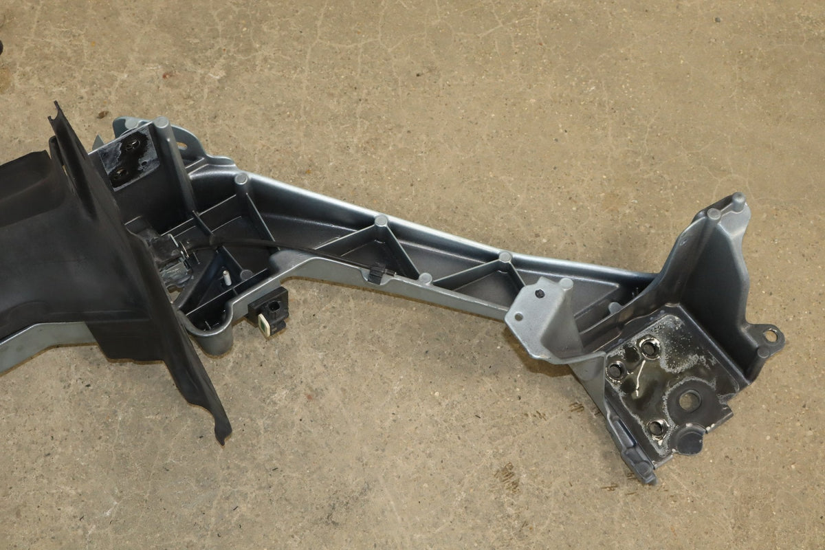 2010-2013 Jaguar XJ Radiator Core Support