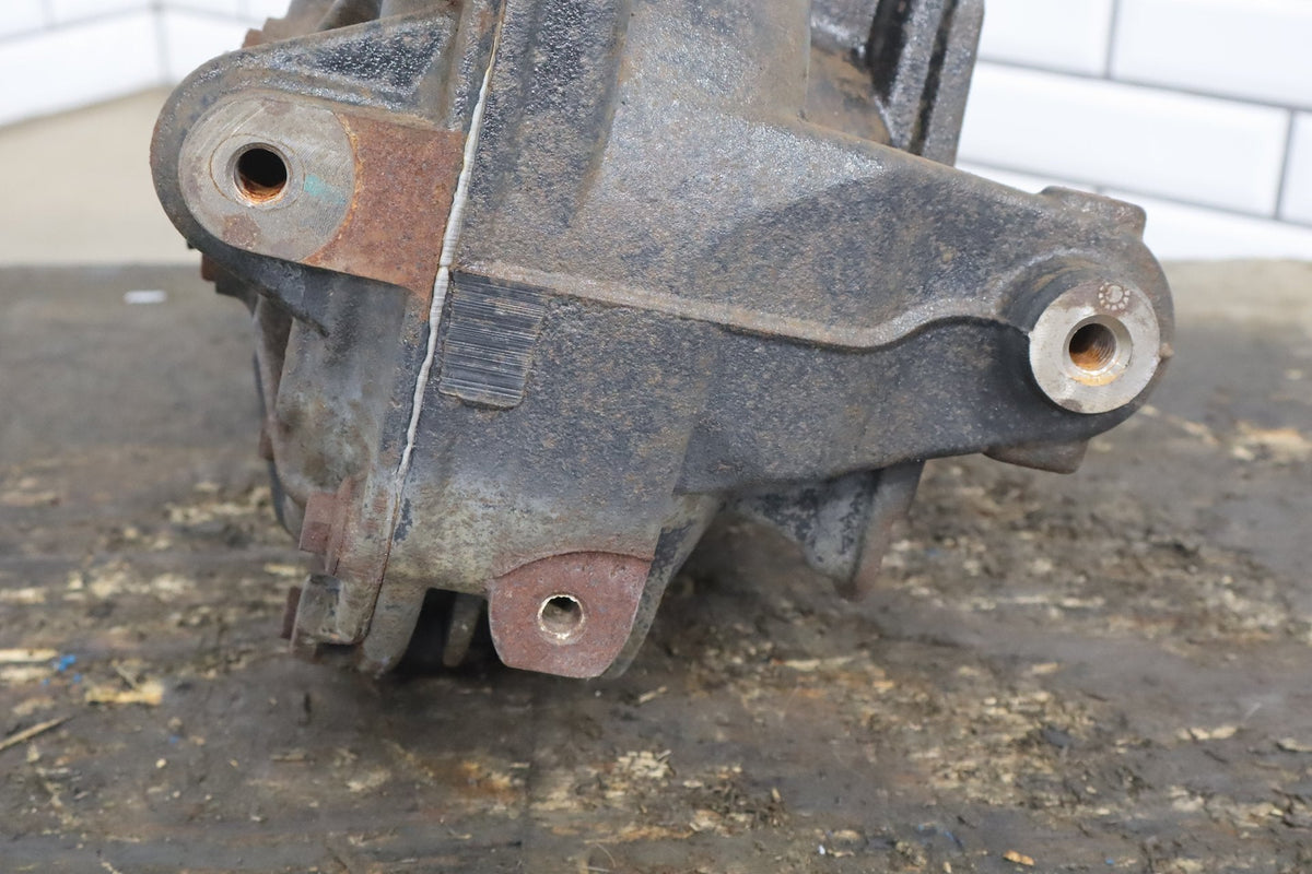 2010-2013 Jaguar XJ Rear Differential Carrier Assembly OEM 3.31 Ratio