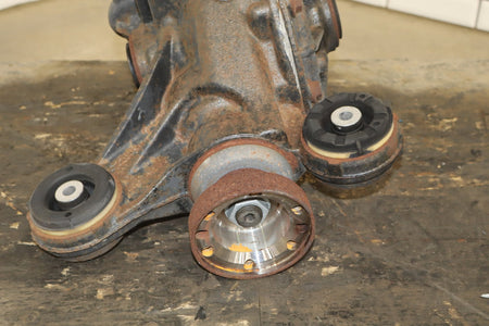 2010-2013 Jaguar XJ Rear Differential Carrier Assembly OEM 3.31 Ratio