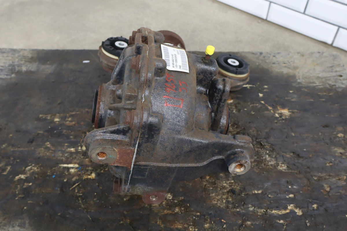 2010-2013 Jaguar XJ Rear Differential Carrier Assembly OEM 3.31 Ratio