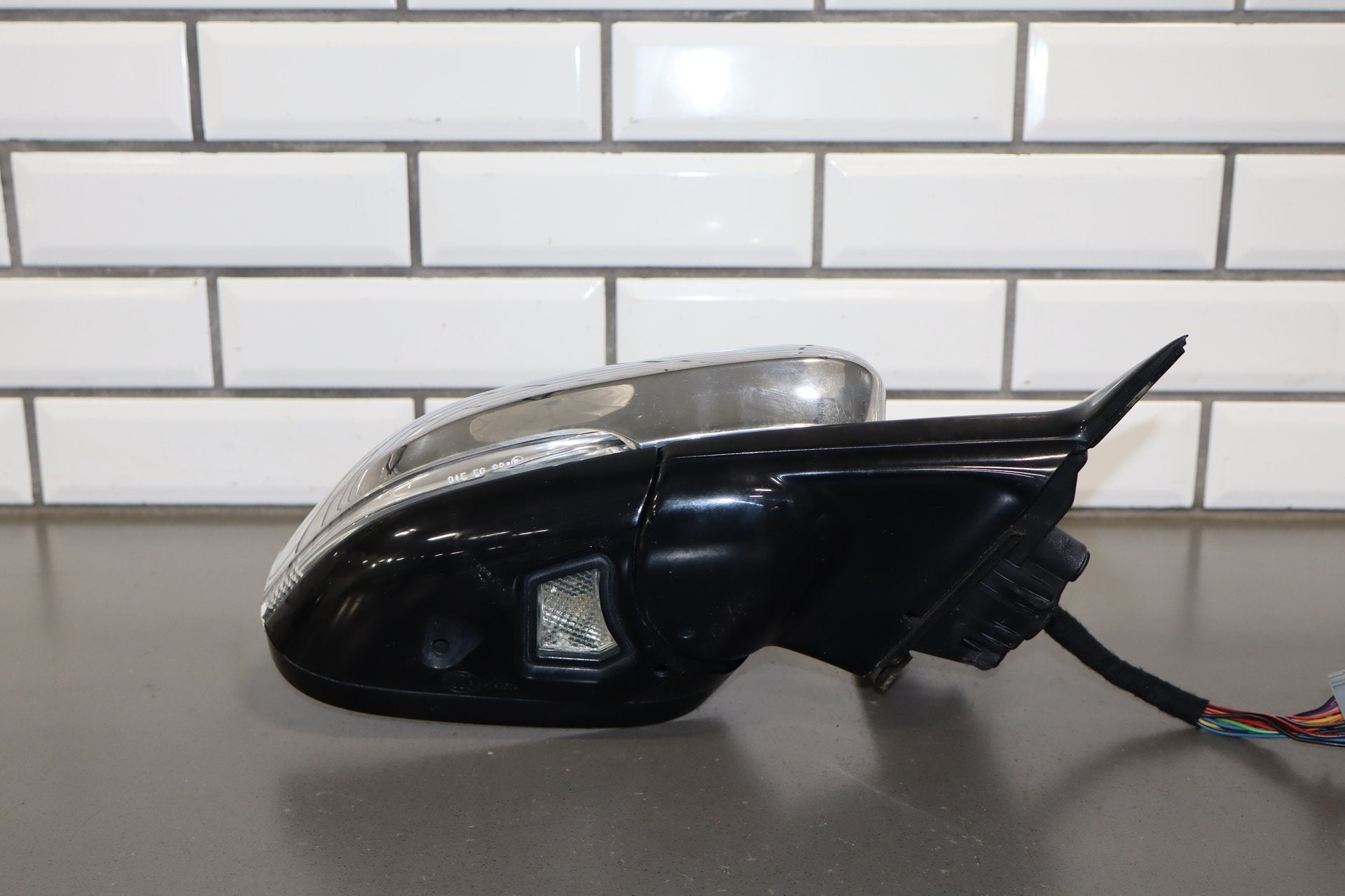 2010-2013 Jaguar XJ Right Door Mirror Rhodium Silver RDSL