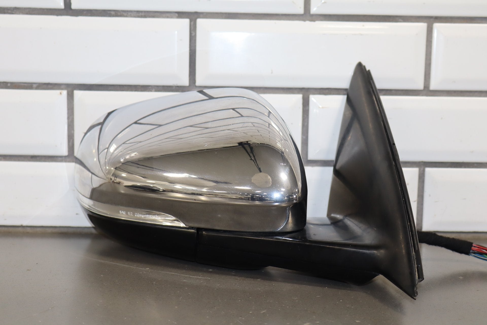 2010-2013 Jaguar XJ Right Door Mirror Rhodium Silver RDSL
