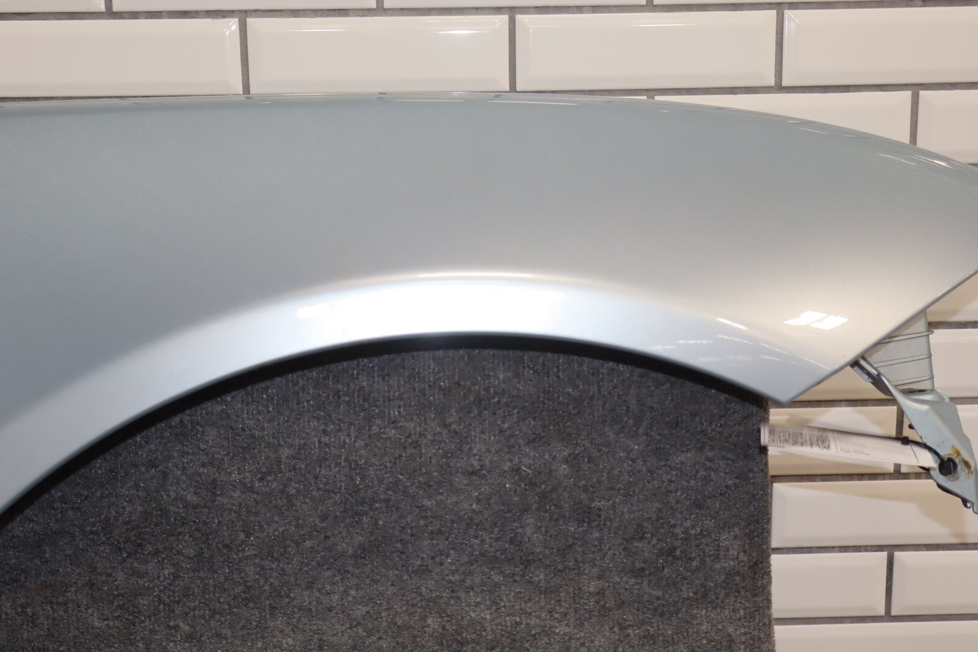 2010-2013 Jaguar XJ Right Fender L Portfolio Rhodium Silver RDSL