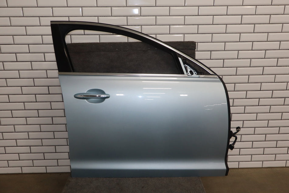 2010-2013 Jaguar XJ Right Front Door Rhodium Silver RDSL