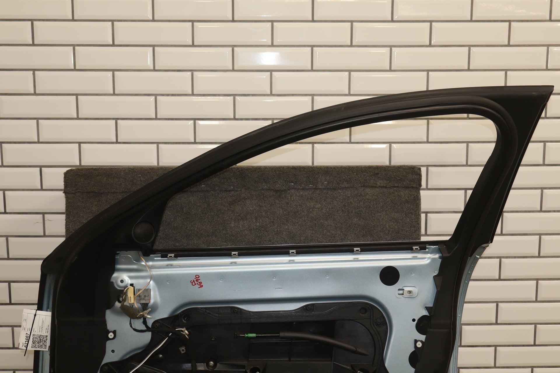 2010-2013 Jaguar XJ Right Front Door Rhodium Silver RDSL