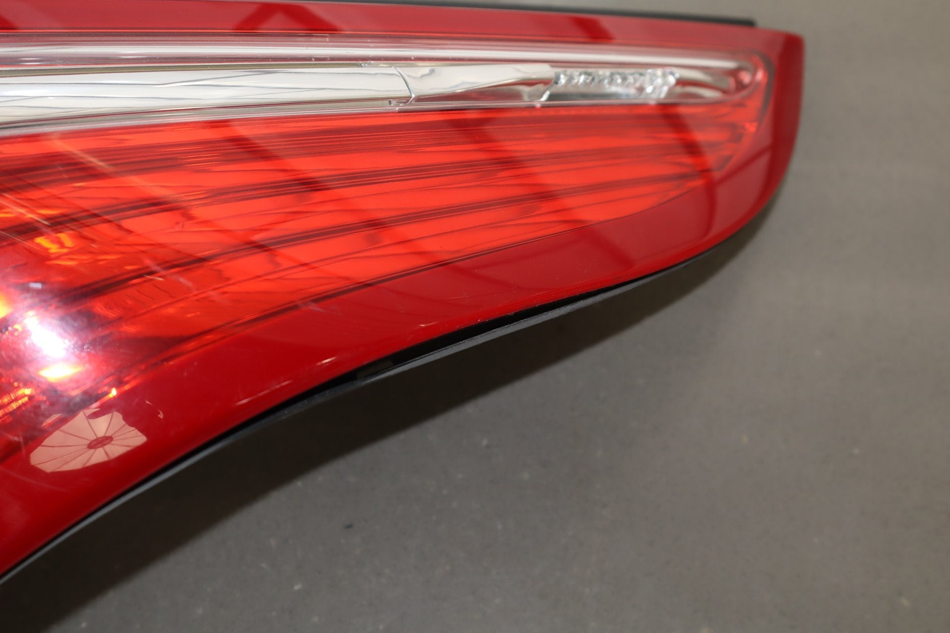 2010-2013 Jaguar XJ Right Tail Light OEM