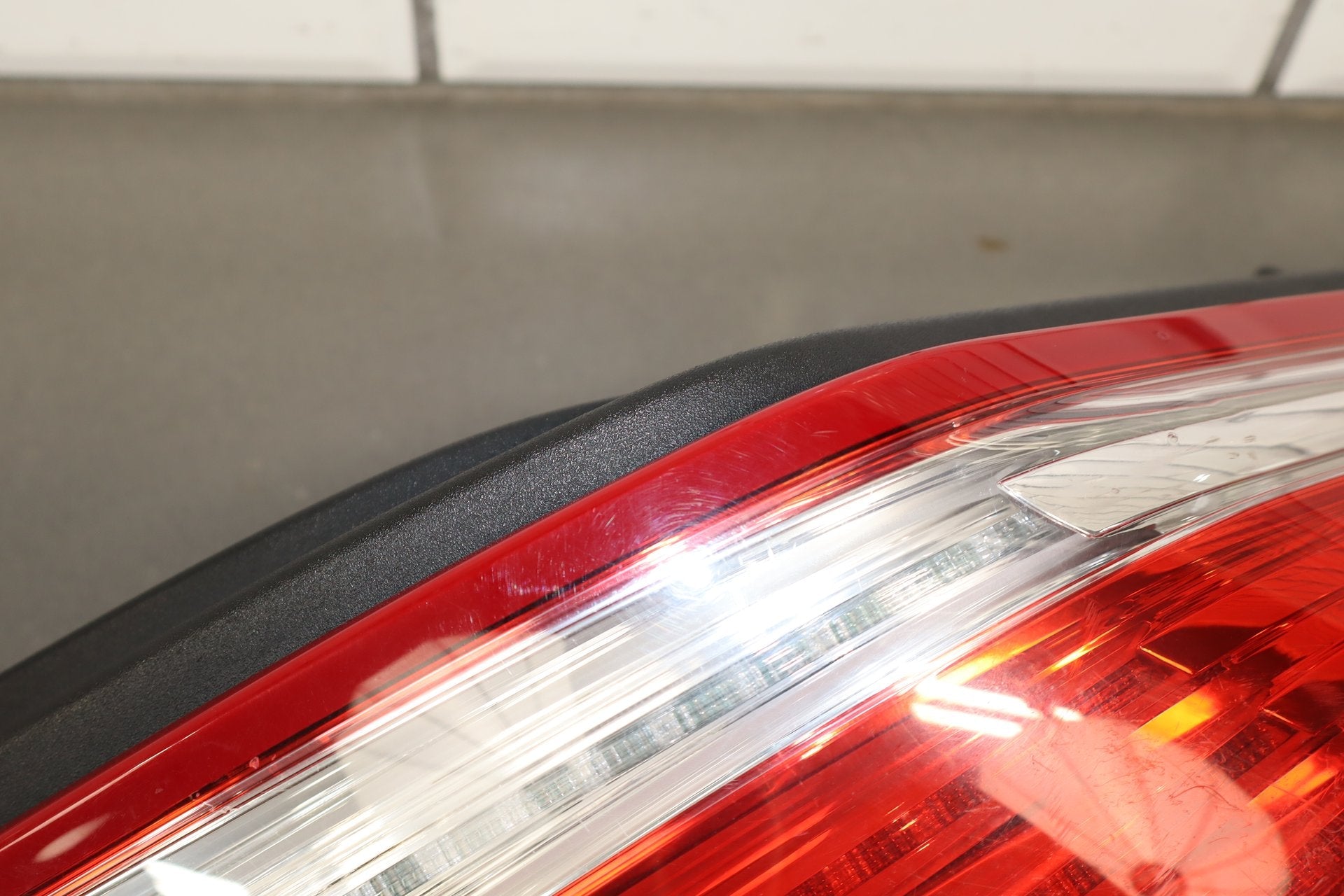 2010-2013 Jaguar XJ Right Tail Light OEM