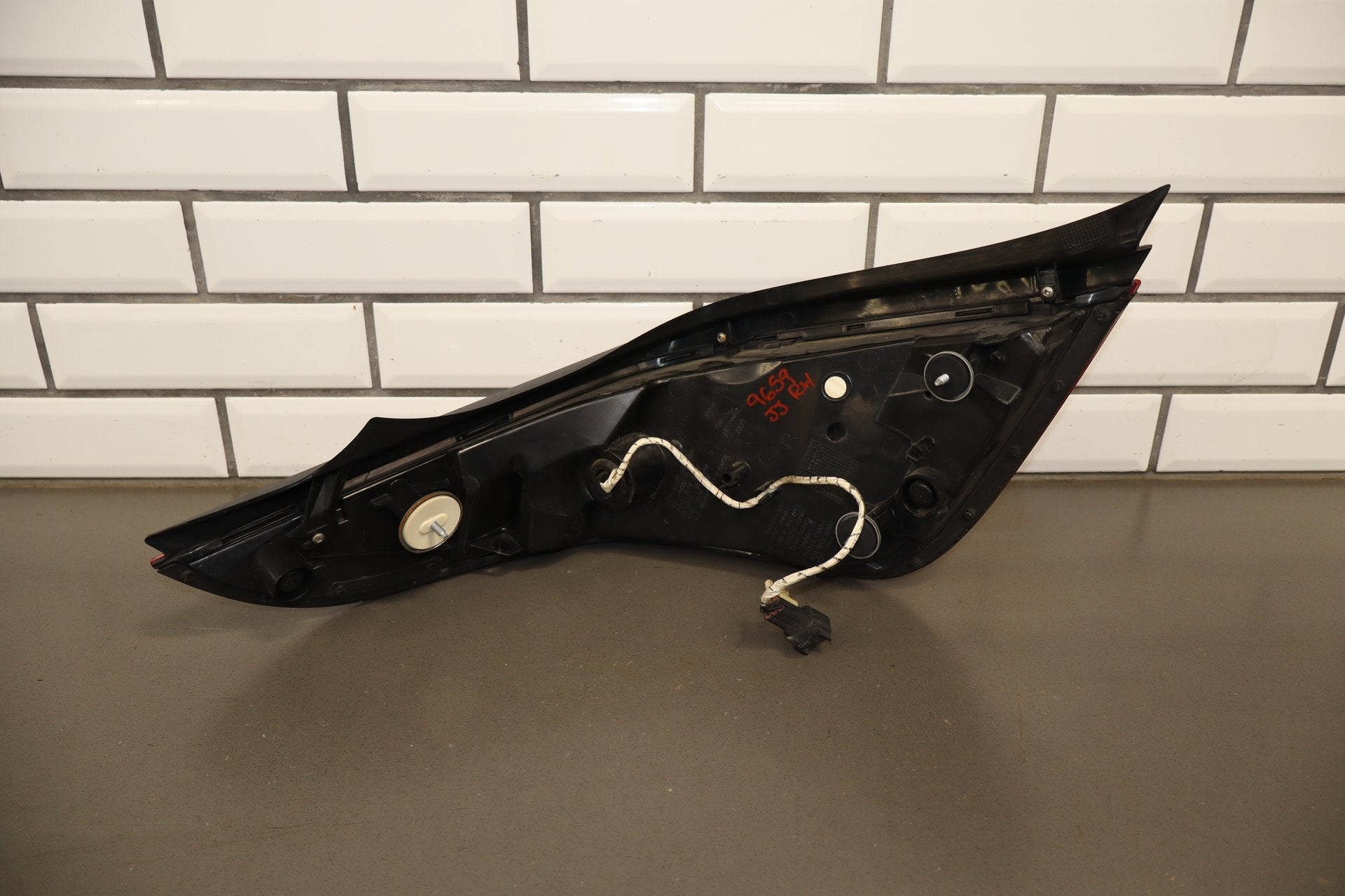 2010-2013 Jaguar XJ Right Tail Light OEM