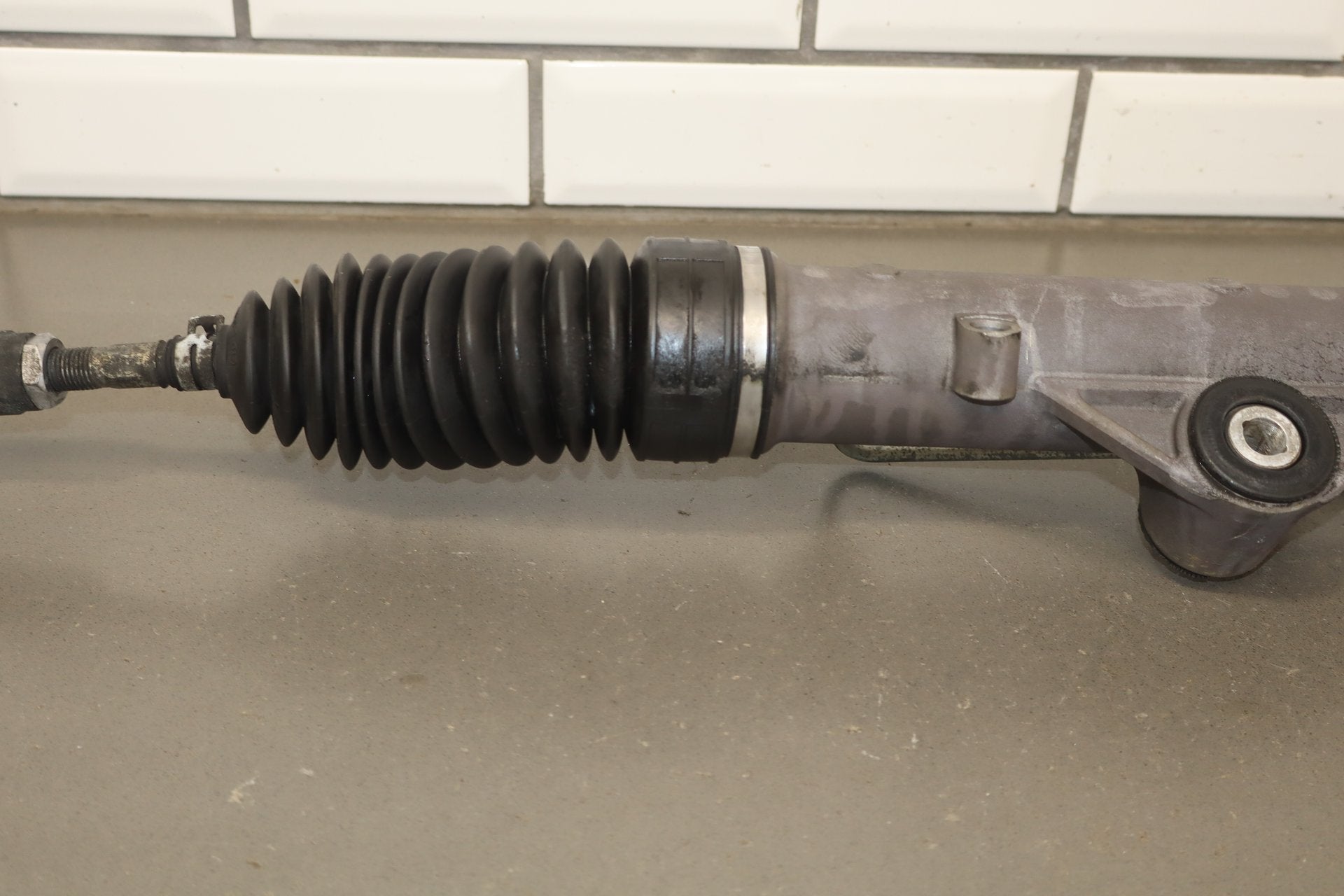 2010-2013 Jaguar XJ Steering Gear OEM