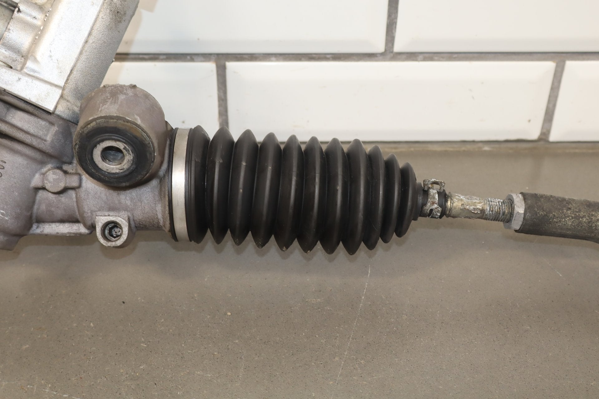 2010-2013 Jaguar XJ Steering Gear OEM