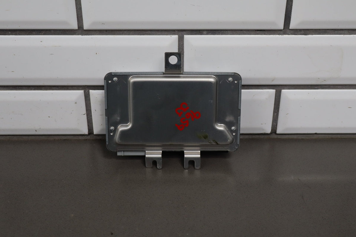 2010-2013 Jaguar XJ Suspension Control Module (SCM) OEM