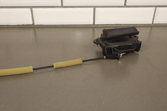 2010 - 2013 Lexus GX460 Back Door/Hatch Latch W/Exterior Handle