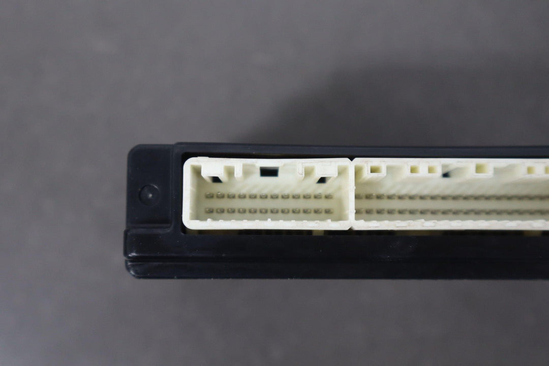 2010 - 2013 Lexus GX460 HVAC Amplifier Control Module