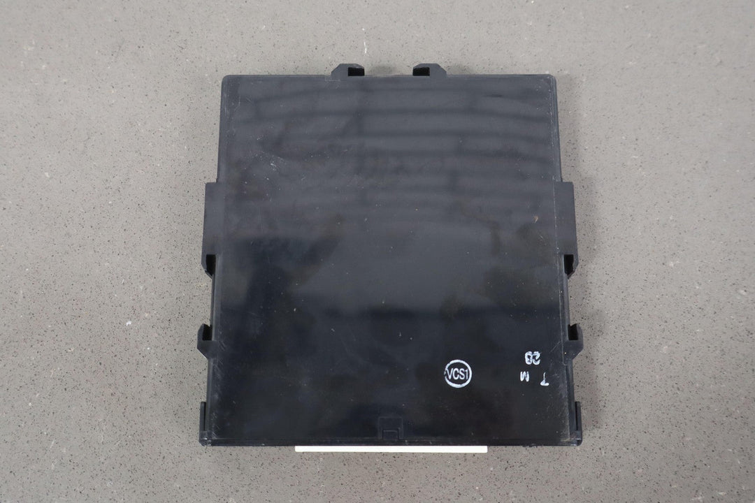 2010 - 2013 Lexus GX460 Power Management Control Module