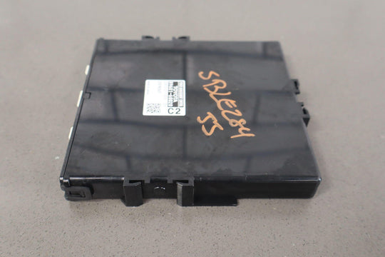 2010 - 2013 Lexus GX460 Power Management Control Module