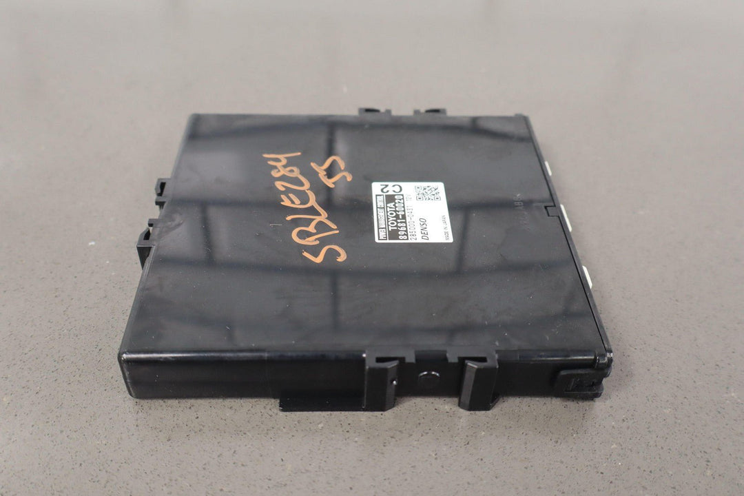 2010 - 2013 Lexus GX460 Power Management Control Module
