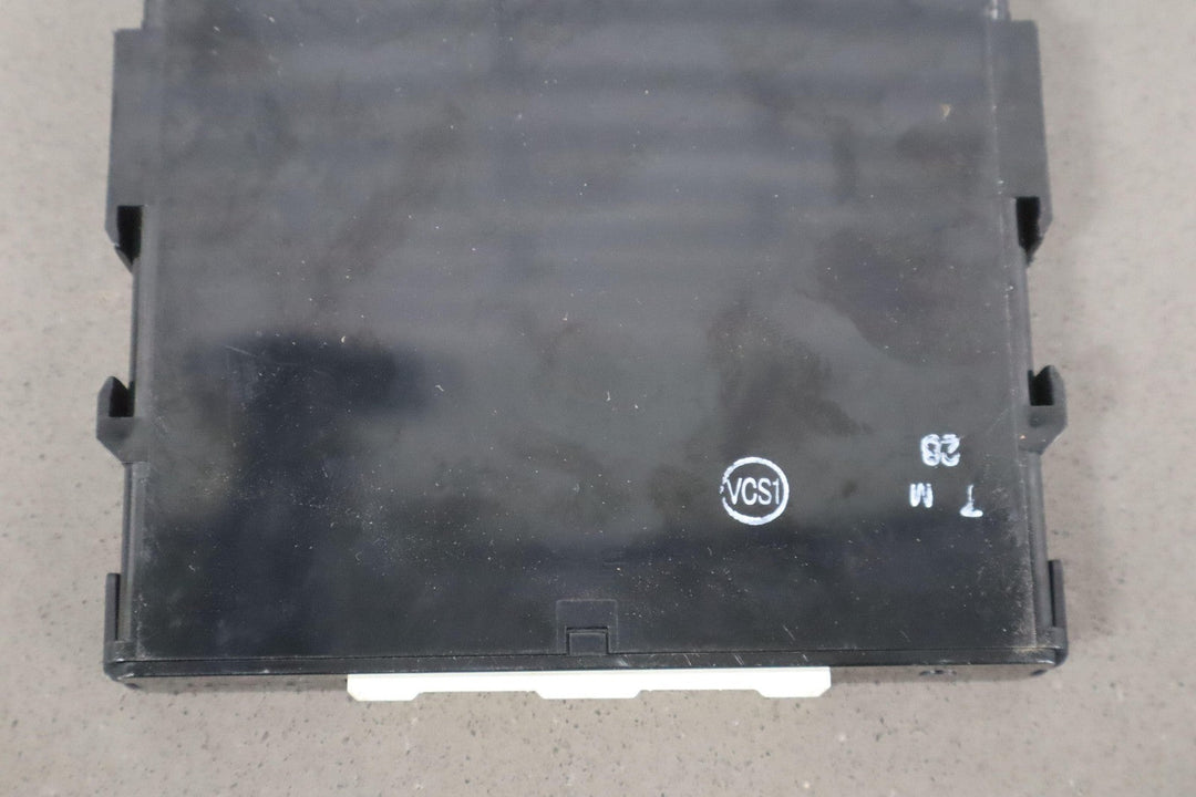 2010 - 2013 Lexus GX460 Power Management Control Module