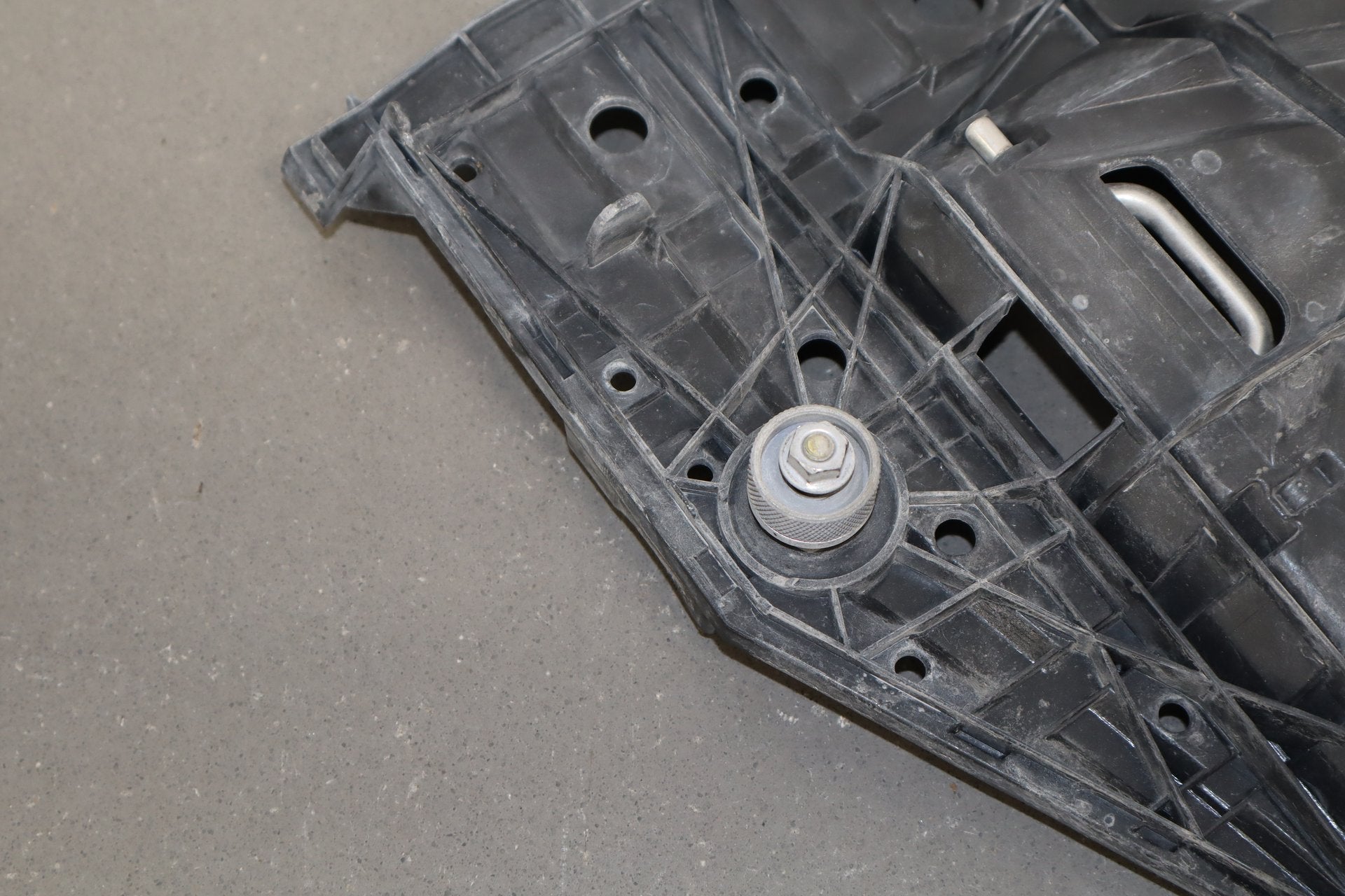 2010-2013 Porsche Panamera 970 Right RH Passenger Headlight Mount Bracket