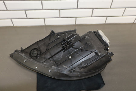 2010-2013 Porsche Panamera Passenger Right XENON HID Headlamp OEM
