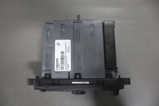 2010 - 2014 Chevrolet Suburban Radio 20968152 OEM Tested AM FM CD MP3