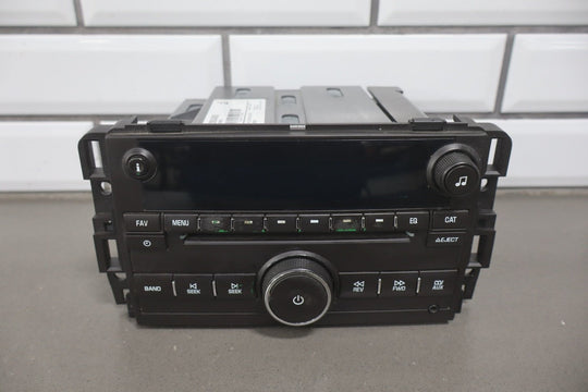 2010 - 2014 Chevrolet Suburban Radio 20968152 OEM Tested AM FM CD MP3