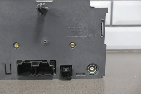 2010 - 2014 Chevrolet Suburban Radio 20968152 OEM Tested AM FM CD MP3