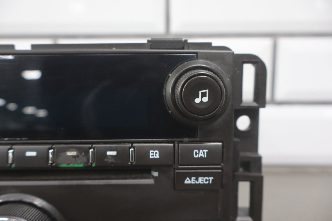 2010 - 2014 Chevrolet Suburban Radio 20968152 OEM Tested AM FM CD MP3