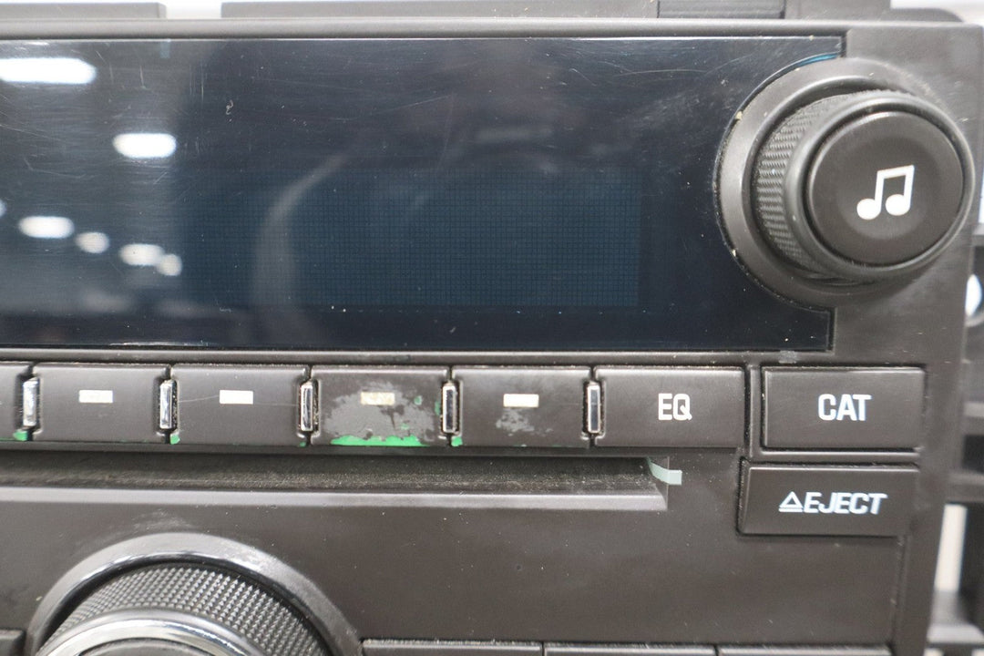 2010 - 2014 Chevrolet Suburban Radio 20968152 OEM Tested AM FM CD MP3