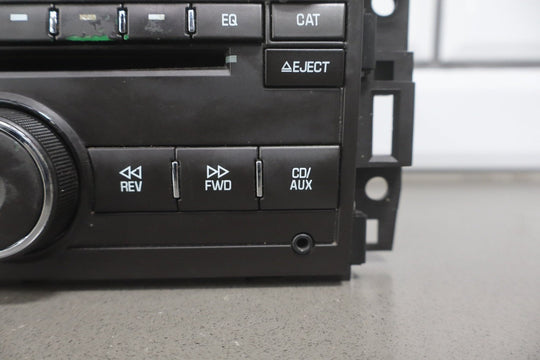 2010 - 2014 Chevrolet Suburban Radio 20968152 OEM Tested AM FM CD MP3