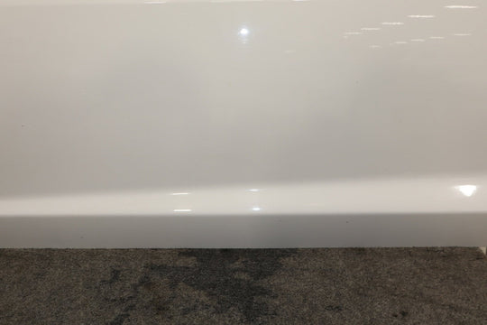 2010 - 2015 Chevrolet Camaro 2SS Left Front Door White GAZ
