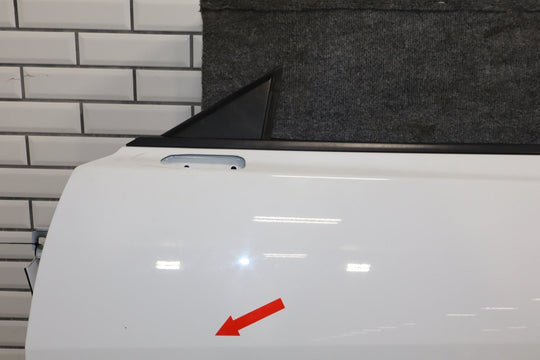 2010 - 2015 Chevrolet Camaro 2SS Left Front Door White GAZ