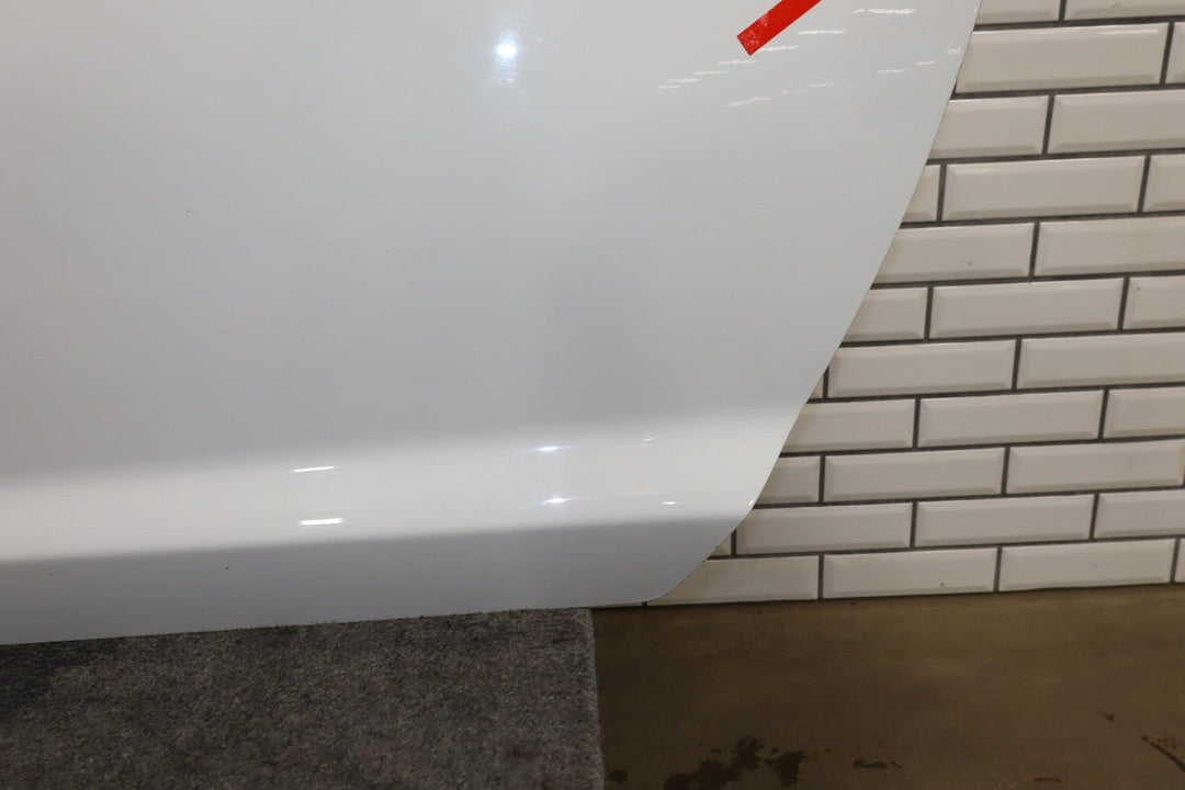 2010 - 2015 Chevrolet Camaro 2SS Left Front Door White GAZ