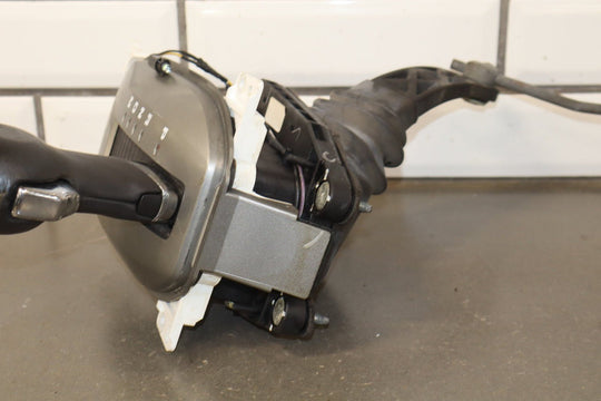 2010 - 2015 Chevrolet Camaro Automatic Floor Shifter Assembly OEM Tested