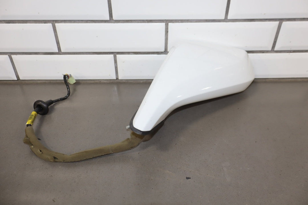 2010 - 2015 Chevrolet Camaro Left Door Mirror White GAZ 22762494