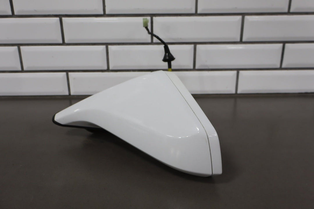 2010 - 2015 Chevrolet Camaro Left Door Mirror White GAZ 22762494