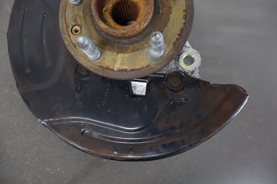 2010 - 2015 Chevrolet Camaro SS Left Front Spindle 92233625