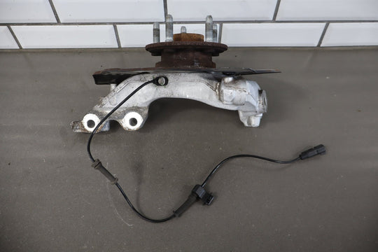 2010 - 2015 Chevrolet Camaro SS Left Front Spindle 92233625
