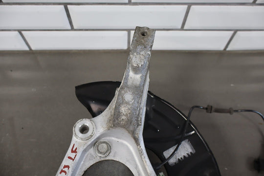 2010 - 2015 Chevrolet Camaro SS Left Front Spindle 92233625
