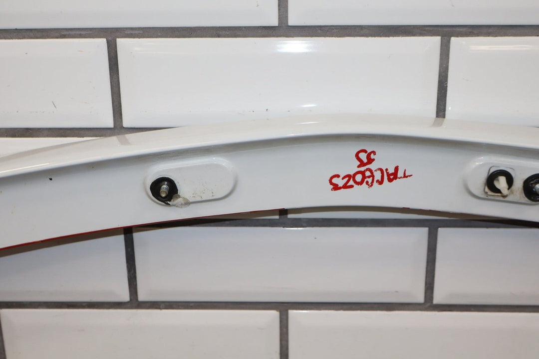 2010 - 2015 Chevrolet Camaro SS Rear Spoiler White GAZ