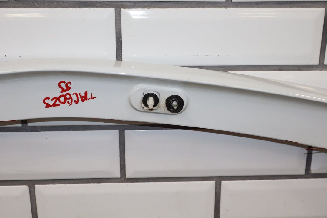 2010 - 2015 Chevrolet Camaro SS Rear Spoiler White GAZ