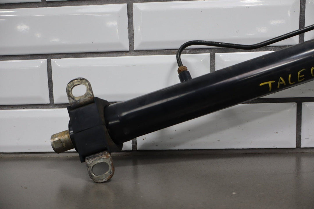 2010 - 2015 Chevrolet Camaro SS Steering Gear Rack and Pinion 22930456 OEM
